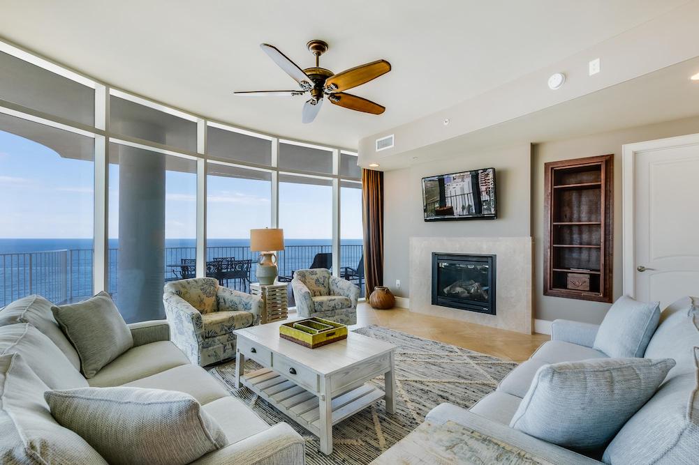living room of beach vacation rental in Gulf Shores 